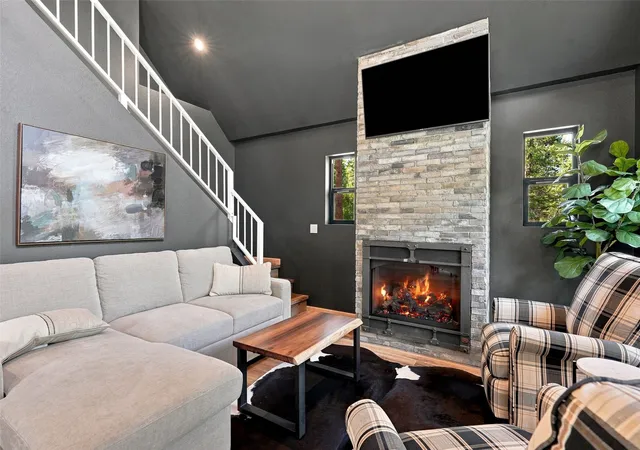 Photo 3 of Single family home for sale at 39722 Timber Lake Rd, Lakeside, MT 59922 | MLS# 30077471 | Listing updated on 2026-10-07