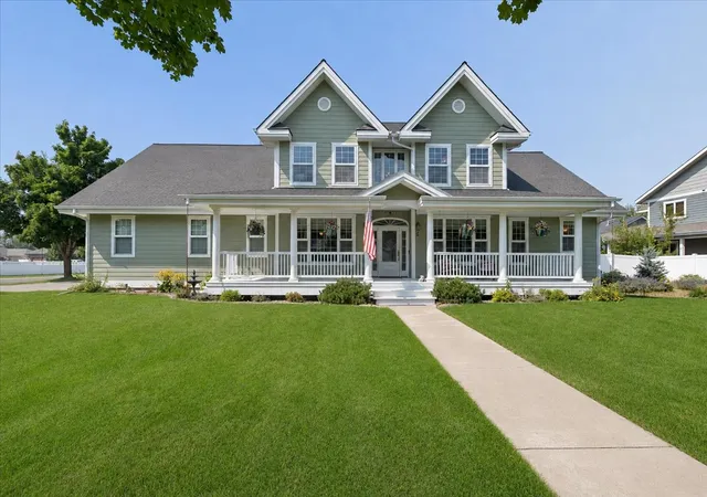 Photo 1 of Single family home for sale at 6 Glacier Cir, Kalispell, MT 59901 | MLS# 30077416 | Listing updated on 2026-09-29