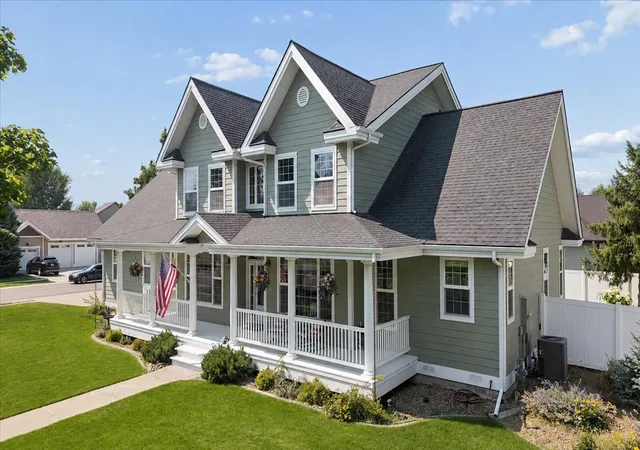 Photo 3 of Single family home for sale at 6 Glacier Cir, Kalispell, MT 59901 | MLS# 30077416 | Listing updated on 2026-09-29