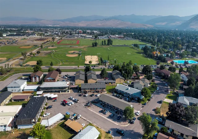Photo 3 of House for sale at 108 Camelot Ct, Missoula, MT 59801 | MLS# 30077493 | Listing updated on 2026-09-03