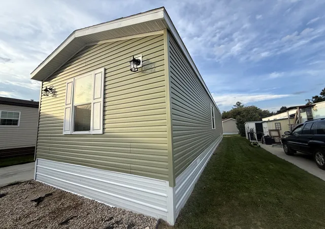 Photo 2 of Single family home for sale at 310 Harbison Dr, Hamilton, MT 59840 | MLS# 30077499 | Listing updated on 2026-09-14