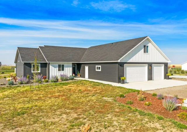 Photo 5 of Single family home for sale at 7 Libra Ln, Great Falls, MT 59404 | MLS# 30076334 | Listing updated on 2026-08-31