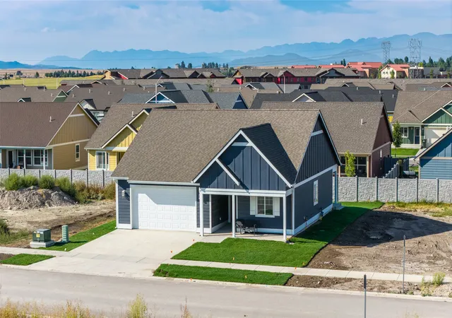 Photo 3 of Single family home for sale at 303 Waterleaf Ln, Kalispell, MT 59901 | MLS# 30077542 | Listing updated on 2026-09-02