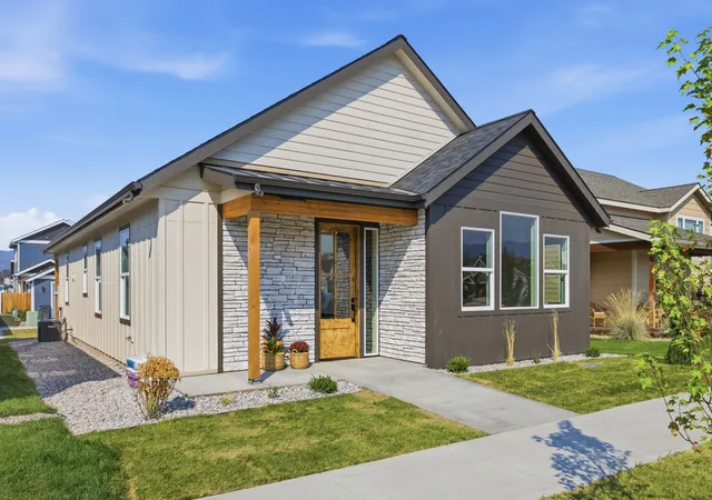 Photo 1 of Single family home for sale at 2535 Chuck Wagon Dr, Missoula, MT 59808 | MLS# 30077154 | Listing updated on 2026-09-23