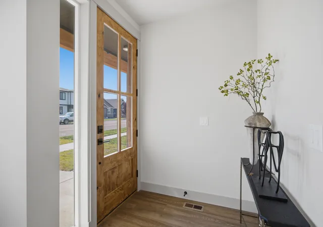 Photo 4 of Single family home for sale at 2535 Chuck Wagon Dr, Missoula, MT 59808 | MLS# 30077154 | Listing updated on 2026-09-23