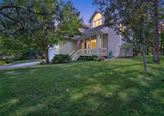 Photo 1 of Single family home for sale at 829 S California St, Helena, MT 59601 | MLS# 30076748 | Listing updated on 2026-10-22