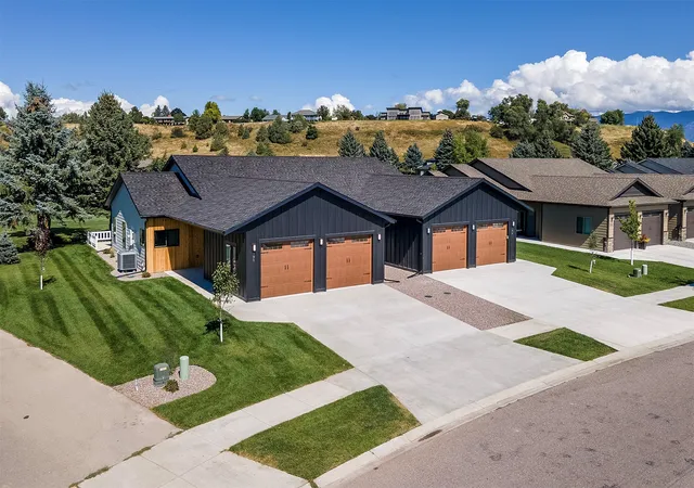 Townhouse for sale at 190 Palmer Dr, Kalispell, MT 59901 | MLS# 30077566