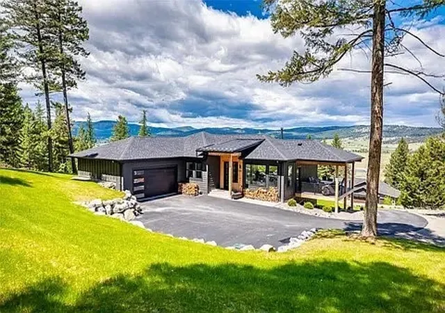 Photo 2 of Single family home for sale at 254 Bison Circle Dr, Kalispell, MT 59901 | MLS# 30077577 | Listing updated on 2026-09-06