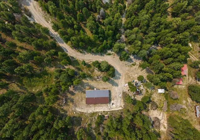 Photo 3 of Manufactured home for sale at 759 Springhill Rd, Kila, MT 59920 | MLS# 30076123 | Listing updated on 2026-10-05