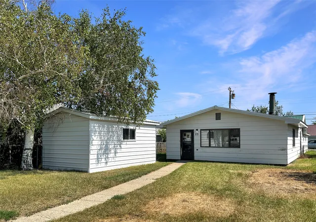 Photo 1 of Single family home for sale at 25 2nd Avenue Sw, Cut Bank, MT 59427 | MLS# 30077484 | Listing updated on 2026-08-31