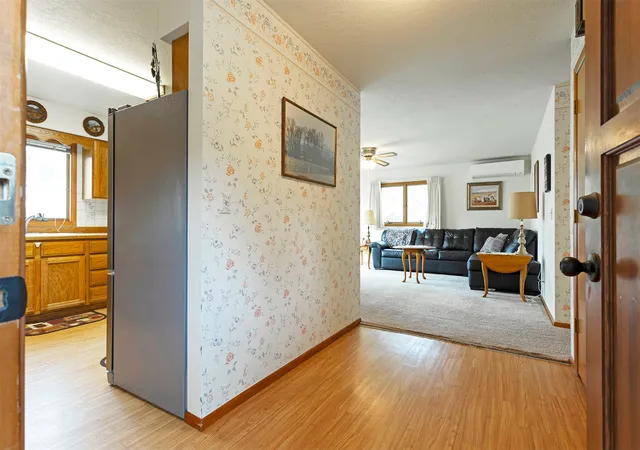 Photo 3 of Single family home for sale at 289 N Sapphire St, Hamilton, MT 59840 | MLS# 30077604 | Listing updated on 2026-09-14