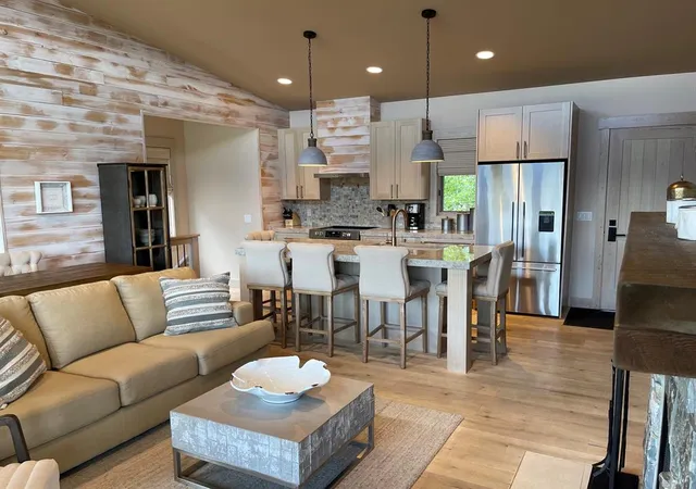 Photo 1 of Single family home for sale at 44 Cottage Lake Ln, Eureka, MT 59917 | MLS# 30077658 | Listing updated on 2026-08-31