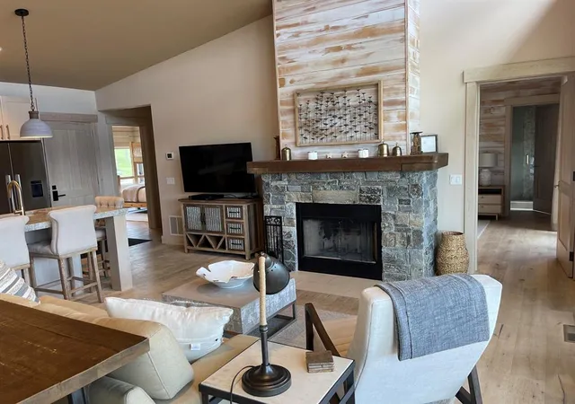 Photo 2 of Single family home for sale at 44 Cottage Lake Ln, Eureka, MT 59917 | MLS# 30077658 | Listing updated on 2026-08-31