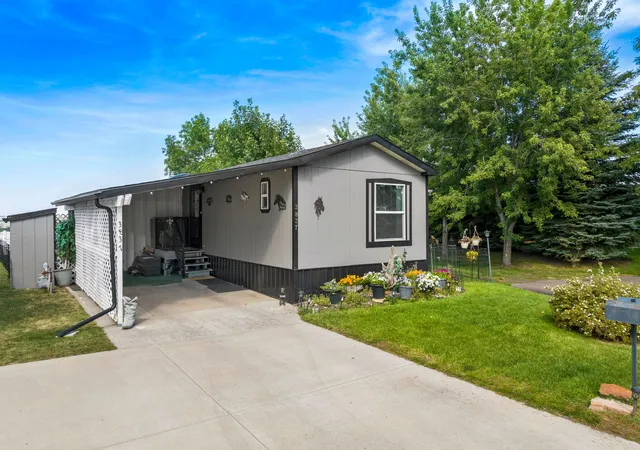 Photo 3 of Single family home for sale at 3837 Vigilante Dr, Great Falls, MT 59405 | MLS# 30077610 | Listing updated on 2026-08-31