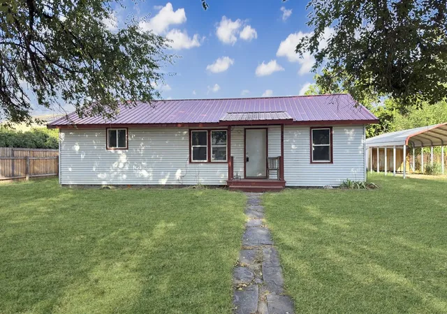 Photo 1 of Single family home for sale at 308 Clayton St, Plains, MT 59859 | MLS# 30077666 | Listing updated on 2026-09-22