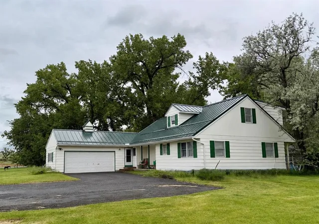 Photo 1 of Single family home for sale at 58 Woodland Ests Rd, Great Falls, MT 59404 | MLS# 30077720 | Listing updated on 2026-09-01