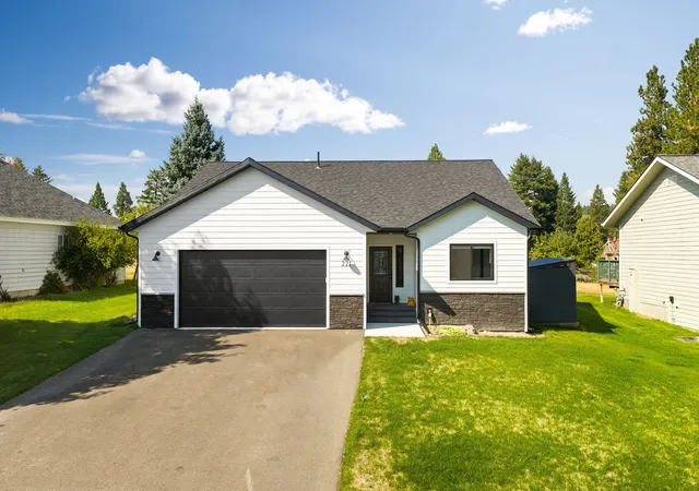 Photo 1 of Single family home for sale at 221 Stage Ridge Rd, Bigfork, MT 59911 | MLS# 30077460 | Listing updated on 2026-09-18