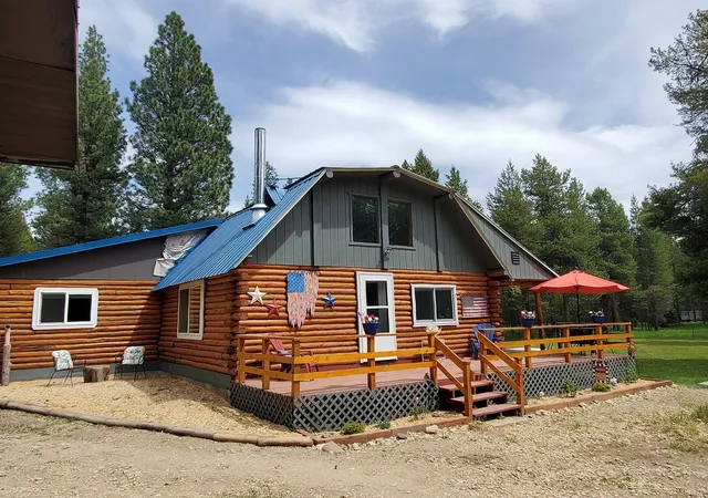 Photo 4 of Single family home for sale at 2469 Lincoln Springs Dr, Lincoln, MT 59639 | MLS# 30075671 | Listing updated on 2026-09-08