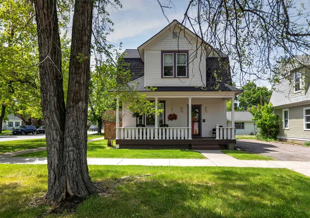 Single family home for sale at 327 Tremont St, Missoula, MT 59801 | MLS# 30077725