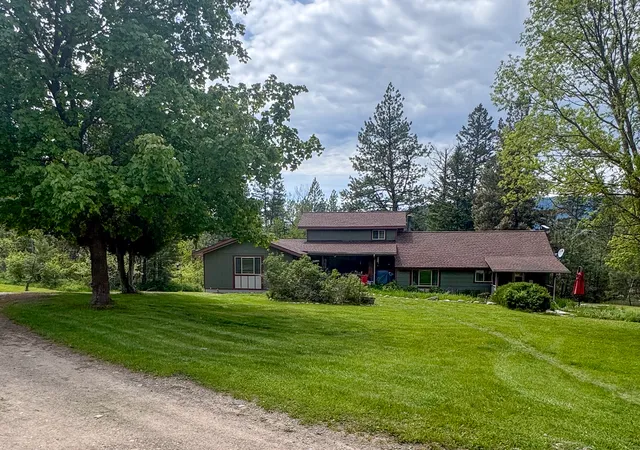 Photo 3 of Mansion for sale at 3150 Schley Crk Rd, Arlee, MT 59821 | MLS# 30077654 | Listing updated on 2026-09-02
