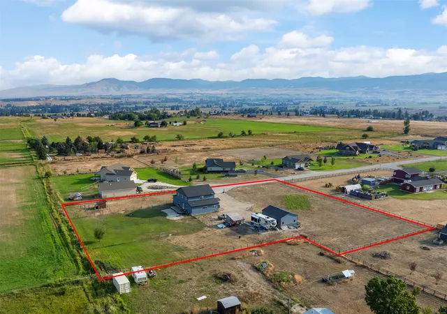 Photo 4 of Single family home for sale at 601 Ruby Ct, Stevensville, MT 59870 | MLS# 30077569 | Listing updated on 2026-09-14