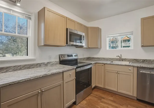 Photo 3 of Single family home for sale at 1529 Stoddard St, Missoula, MT 59802 | MLS# 30077747 | Listing updated on 2026-09-02