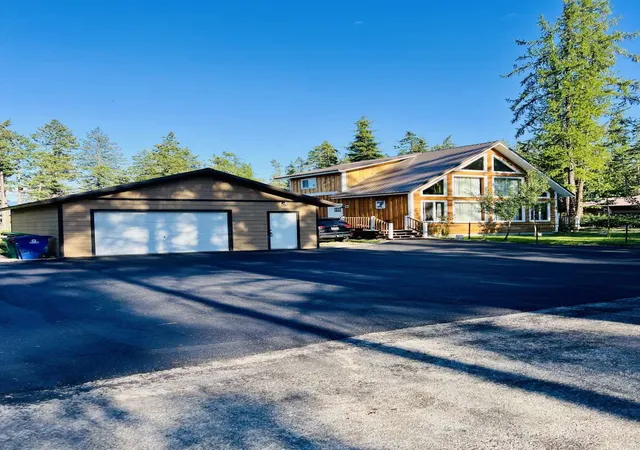 Photo 1 of Single family home for sale at 113 Cougar Trl, Whitefish, MT 59937 | MLS# 30077767 | Listing updated on 2026-09-02