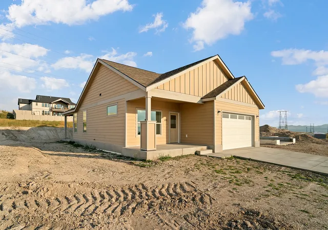 Photo 2 of Single family home for sale at 680 Lone Chief St, Helena, MT 59601 | MLS# 30076493 | Listing updated on 2026-09-20