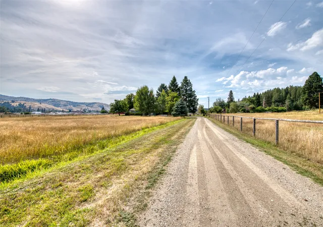 Photo 1 of Single family home for sale at 189 Bunkhouse Rd, Darby, MT 59829 | MLS# 30077684 | Listing updated on 2026-09-03
