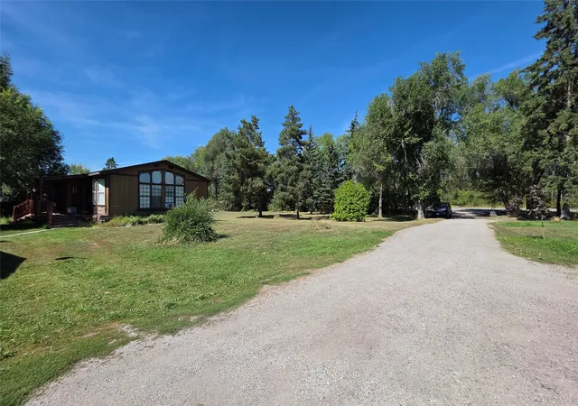 Photo 2 of Manufactured home for sale at 2446 Mt Hwy 35, Kalispell, MT 59901 | MLS# 30077696 | Listing updated on 2026-09-14