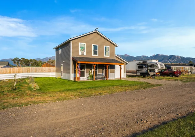 Photo 3 of Single family home for sale at 58 Loch Leven Ln, Silver Star, MT 59751 | MLS# 30077812 | Listing updated on 2026-09-14