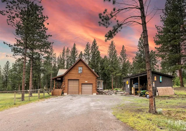 Photo 3 of Single family home for sale at 2532 Valley View Rd, Lincoln, MT 59639 | MLS# 30077818 | Listing updated on 2026-09-02