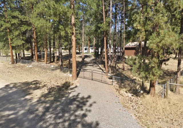 Photo 2 of Single family home for sale at 516 Pebble Ln, Hamilton, MT 59840 | MLS# 30077582 | Listing updated on 2026-09-03