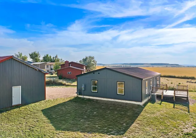 Photo 4 of Single family home for sale at 310 Washington Blvd, Great Falls, MT 59404 | MLS# 30077813 | Listing updated on 2026-09-05