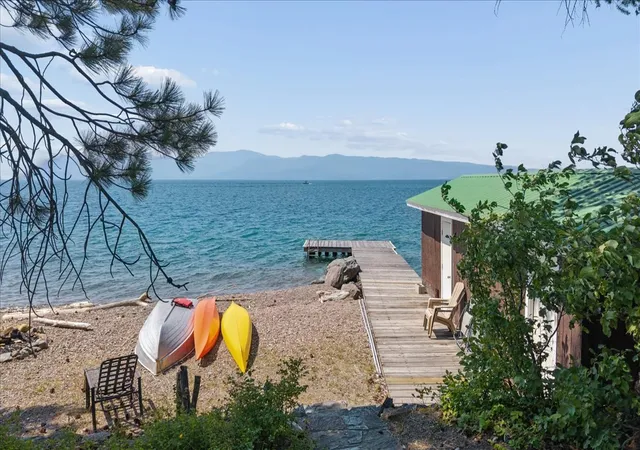 Photo 1 of Single family home for sale at 332 Flathead Lodge Rd, Bigfork, MT 59911 | MLS# 30075649 | Listing updated on 2026-09-17