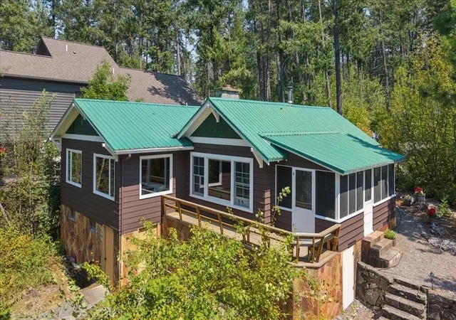 Photo 2 of Single family home for sale at 332 Flathead Lodge Rd, Bigfork, MT 59911 | MLS# 30075649 | Listing updated on 2026-09-17