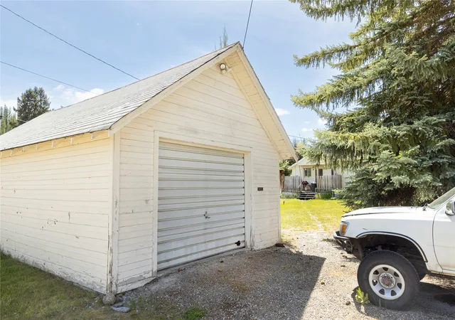 Photo 4 of Single family home for sale at 203 Balsam St, Libby, MT 59923 | MLS# 30077501 | Listing updated on 2026-09-13