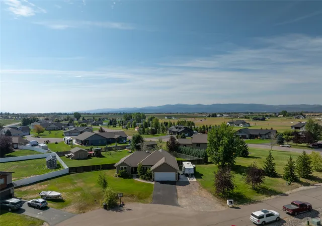 Photo 1 of Single family home for sale at 118 Snowcrest Ct, Kalispell, MT 59901 | MLS# 30077820 | Listing updated on 2026-09-02