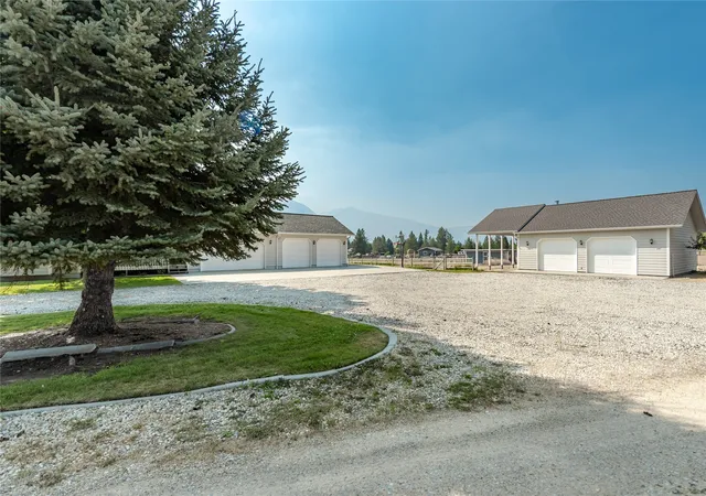 Photo 3 of Single family home for sale at 193 Cormoret Loop, Florence, MT 59833 | MLS# 30077282 | Listing updated on 2026-09-22