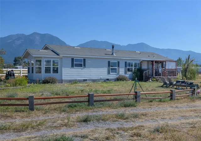 Photo 2 of Manufactured home for sale at 32689 Blackhawk Loop, Arlee, MT 59821 | MLS# 30076182 | Listing updated on 2026-09-03