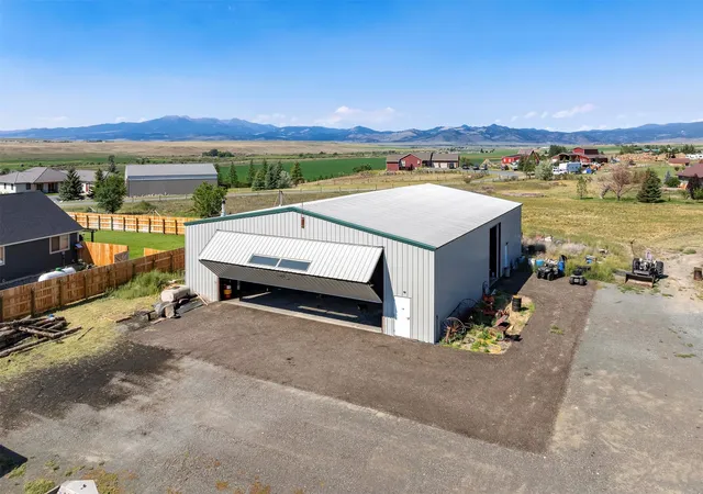 Photo 3 of Manufactured home for sale at 43 S Centurion Way, Whitehall, MT 59759 | MLS# 30077589 | Listing updated on 2026-10-05