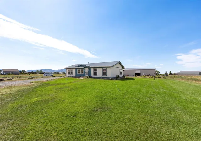 Photo 4 of Manufactured home for sale at 43 S Centurion Way, Whitehall, MT 59759 | MLS# 30077589 | Listing updated on 2026-10-05