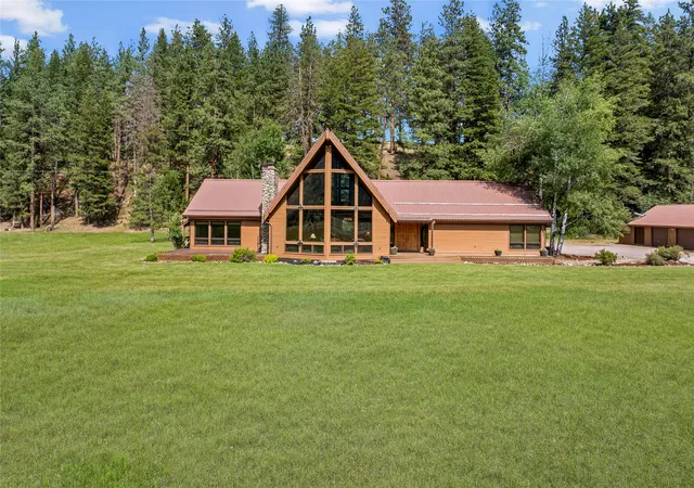 Photo 3 of Mansion for sale at 48 Rock Crk Rd, Clinton, MT 59825 | MLS# 30077757 | Listing updated on 2026-09-14