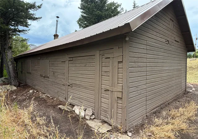 Photo 4 of Single family home for sale at 9268 Beaver Willow Rd, Augusta, MT 59410 | MLS# 30077760 | Listing updated on 2026-09-03