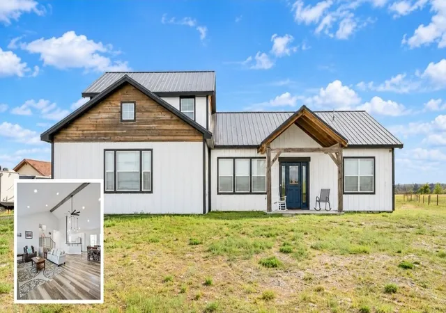 Photo 1 of Single family home for sale at 26 Mountain Vista Dr, Big Timber, MT 59011 | MLS# 30077329 | Listing updated on 2026-09-18