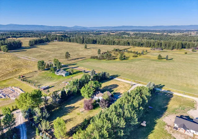 Photo 76 of Single family home for sale at 513 Windfield Ln, Columbia Falls, MT 59912 | MLS# 30077876 | Listing updated on 2026-09-06