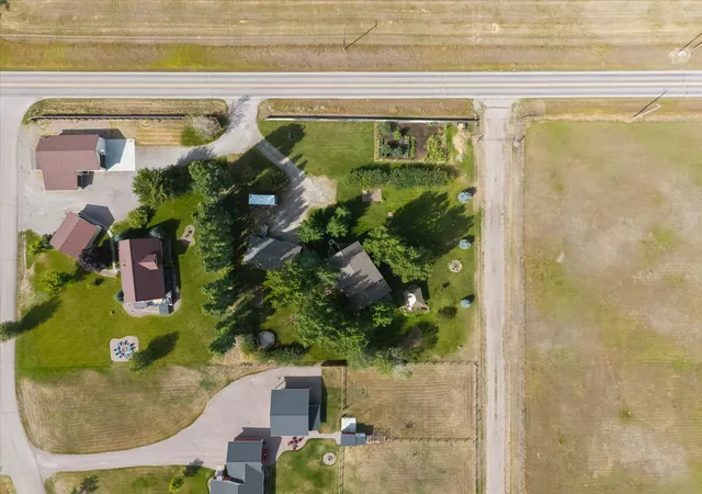 Photo 4 of Single family home for sale at 3975 Columbia Fls Stage Rd, Columbia Falls, MT 59912 | MLS# 30077806 | Listing updated on 2026-09-07