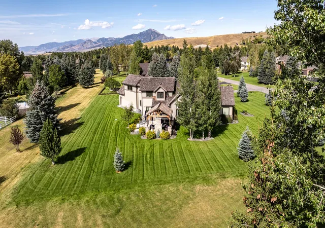 Photo 3 of Single family home for sale at 9 Lariat Loop, Bozeman, MT 59715 | MLS# 30077235 | Listing updated on 2026-09-21