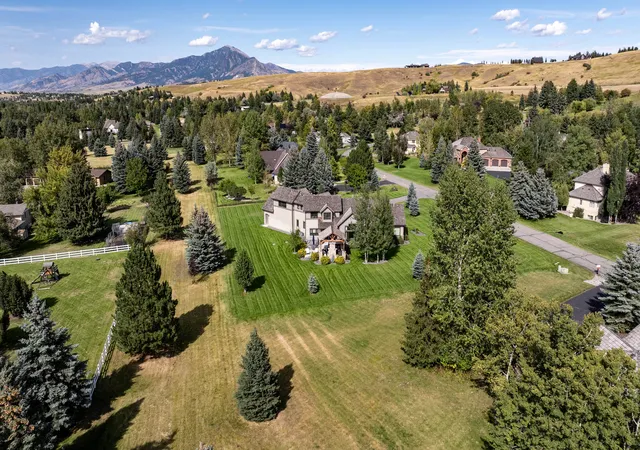 Photo 4 of Single family home for sale at 9 Lariat Loop, Bozeman, MT 59715 | MLS# 30077235 | Listing updated on 2026-09-21