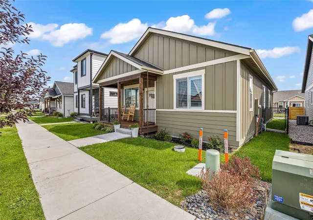 Photo 3 of Single family home for sale at 2510 Chuck Wagon Dr, Missoula, MT 59808 | MLS# 30077893 | Listing updated on 2026-09-27